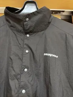 グレー ナイロンジャケット