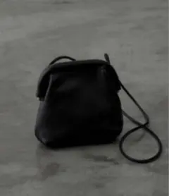完売品】LOMEI 巾着バッグ DRAWSTRING BAG レザー - メルカリ