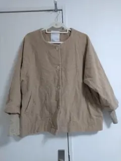SO（エスオー）ノーカラージャケット ベージュ