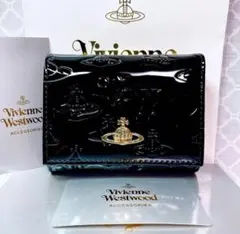 【大人気✨️ショッパー付】新品 Vivienne Westwoodエナメル黒