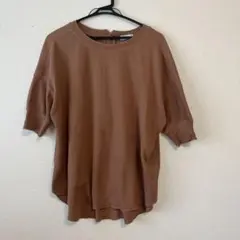リブ編みブラウン半袖Tシャツ