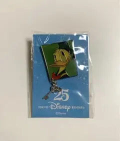【新品未開封 非売品】東京ディズニーランドTDL 25周年 ドナルド ピンバッジ