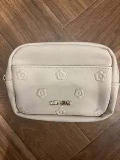 MARY QUANT ベージュ花柄ポーチ