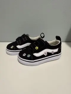 Item thumbnail for item 15286661-f0cd-4a7a-bceb-19b7c6bf1c99