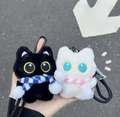 黒猫 白猫 ぬいぐるみ キーホルダー 2個セット マフラー付き