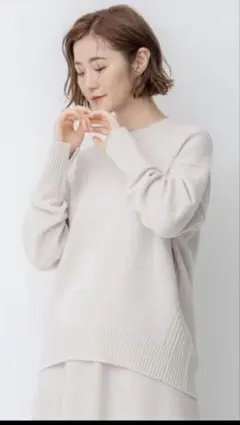 お値下げ❣️完売　2023年　23区　ウールカシミヤ クルーネックニット