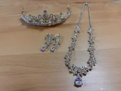 ティアラネックレスイヤリング3点セット