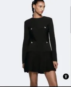 完売品 ZARAショート丈プリーツニットドレス S ブラックミニワンピース