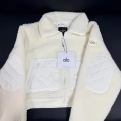 ALO YOGA 　ホワイト　スタンドカラー　アウタージャケットM
