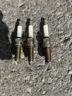 DXE22HCR11S イリジウムプラグ　中古品3本のサムネイル