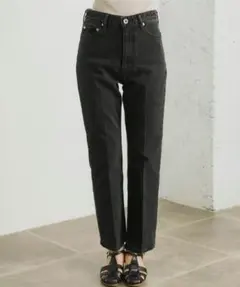 URBAN RESEARCH ブラック ストレートデニム スリット入り 36のサムネイル