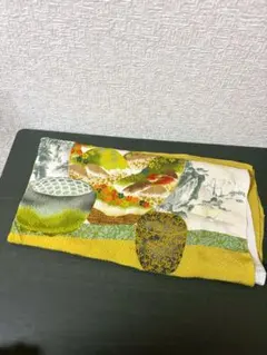 匿名配送　和柄　絹100% 風呂敷　布　壺