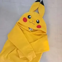 ピカチュウ フード付きトレーナー　110 裏起毛