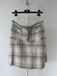 つ*こ様 CHANEL シャネル ラメ入り プリーツスカート ブラック 36 つ*こ様 CHANEL シャネル ラメ入り プリーツスカート ブラック 36