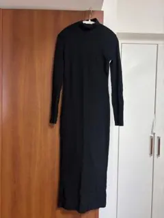 ZARA ブラック ロングワンピース 長袖