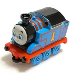 トミカ　きかんしゃトーマス2022　新デザインのトーマスのサムネイル