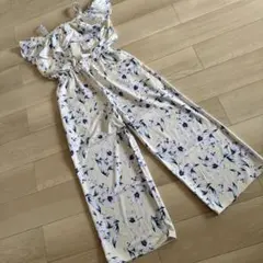 セシルマクビー　花柄オフショルダーサロペット　リゾート　オールインワン