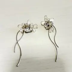 ピアス 花型