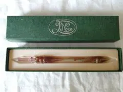 Item thumbnail for item 054c7759-1fe4-4a00-9a9c-92df78d0f3bd