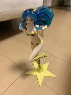 うる星やつら⭐︎ラム⭐︎フィギュア 星型スタンド付き　箱無し