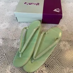 淡黄緑草履単品　礼装用　M寸