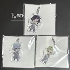 ツイステ　カフェ　キーホルダー　リリア　シルバー　セベク　プラチナジャケット