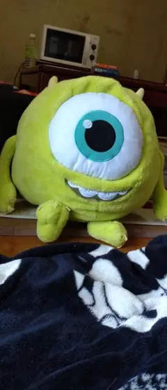 モンスターズインク　　マイクワゾースキーぬいぐるみ