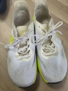 Topo Athletic Cyclone メンズ スニーカーのサムネイル