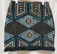 【新品】ZARA 刺繍×ビーズ ミニスカート グリーン×ブラック