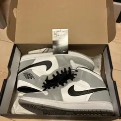 ライトスモークグレー