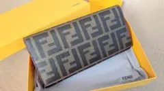 ​【新品未使用】FENDI 長財布 ズッカ柄 ルガートレザー ピンク 付属品完備