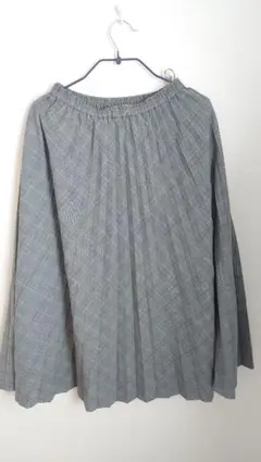 ユニクロ　アコーディオンプリーツスカート　Mサイズ