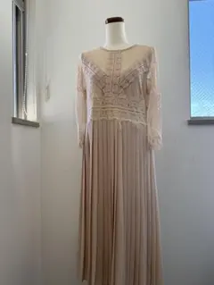 ほぼ未使用の美品ZARA レースシースルーワンピース
