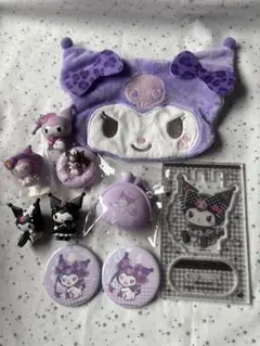 サンリオ クロミ まとめ売り ポーチ フィギュア 缶バッチ アクスタ ガチャ