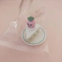 おぱんちゅうさぎYummy！スイーツマスコットガチャショートケーキ