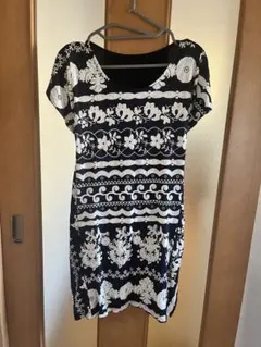 ワンピース　お呼ばれ　きれいめ　膝丈　おしゃれ　リボン　刺繍　2way