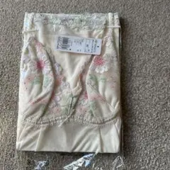 新品未使用タグ付き Triumph キャミソール 80 トリンプ