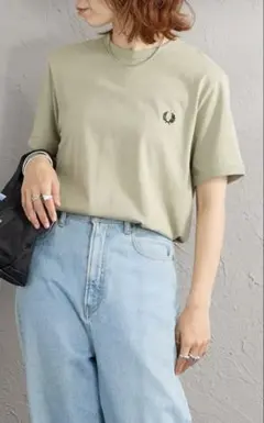 FRED PERRY ワンポイントロゴ刺繍 ショートスリーブリンガーT