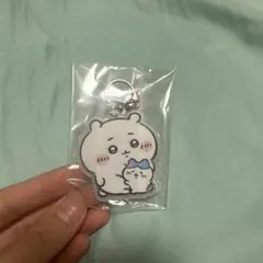 アクリルキーホルダー 白いクマと猫