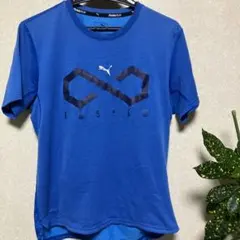 PUMA のトレーニングシャツ