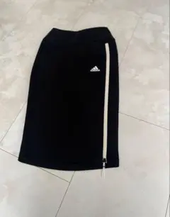 adidas タイトスカート ブラック Mサイズのサムネイル