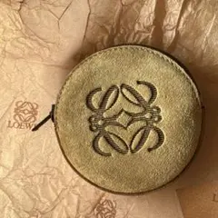 専用nikoniko 様【LOEWE】ロエベ ブローチ　ヴィンテージ　箱付き 専用nikoniko 様【LOEWE】ロエベ ブローチ ヴィンテージ 箱付き - メルカリ