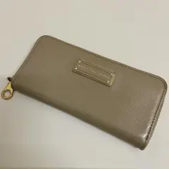 Marc by MarcJacobs マーク バイ マークジェイコブス 長財布のサムネイル