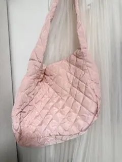 キルティング ピンク ショルダーバッグ