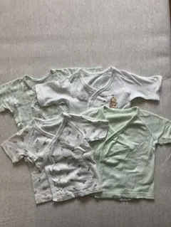 ユニクロ　アカチャンホンポ　短肌着　４枚セット