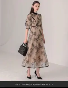 Leja パイピングハイネック花柄ラメレースワンピースドレス - メルカリ