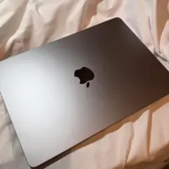 Apple MacBook Air M2 ノートパソコン 13インチ 16GB