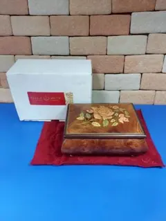 REUGE MUSIC オルゴール 「森の中の玉手箱」ジュエリーケース 小物入 
