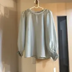 qoutコウト　トップス