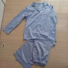 GU ルームウェア上下　パジャマセット　Mサイズのサムネイル